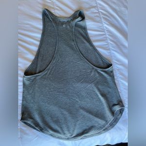 Lululemon muscle tank